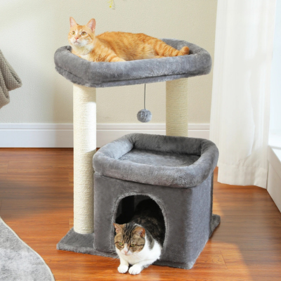 chats-dorment-arbre-à-chat